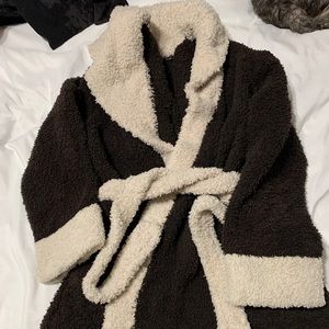 Barefoot dreams two tone bathrobe